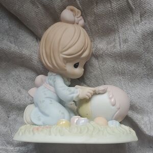 Egg-Specially For You-Precious Moments Figurine